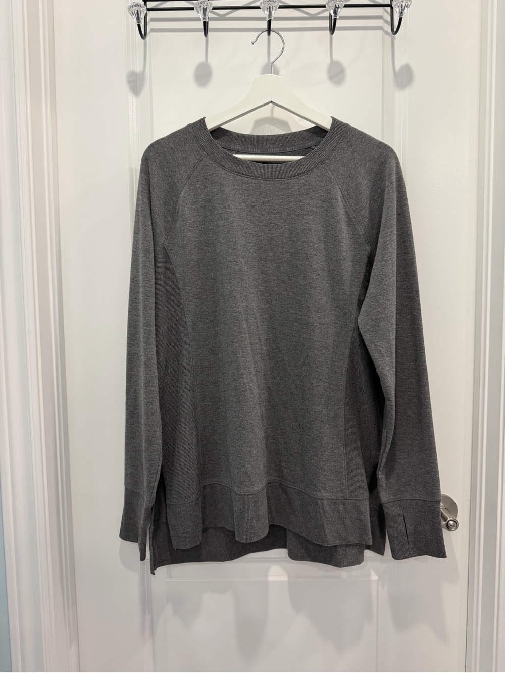 Reebok Heather Grey Long Sleeve Crewneck Sweatshirt Size XL